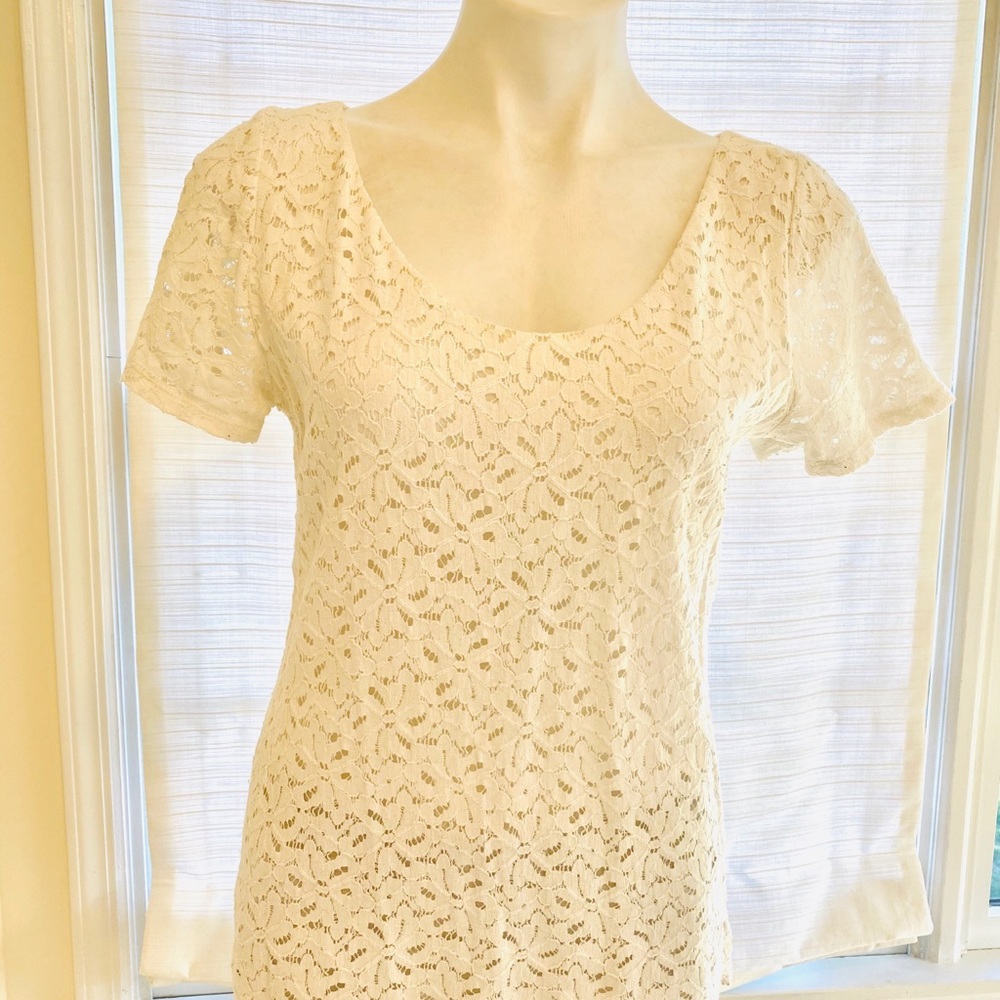 Banana Republic M White Lined Lace Shirt